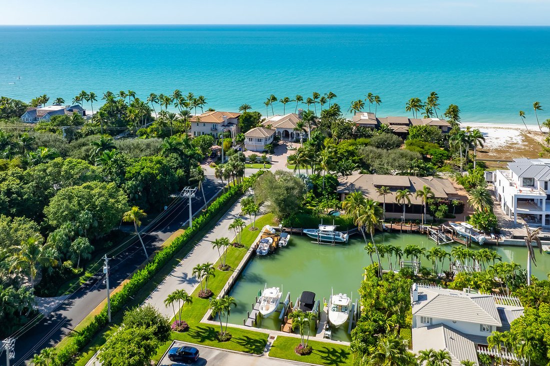 Casa a Naples, Florida, Stati Uniti 2 - 14908324