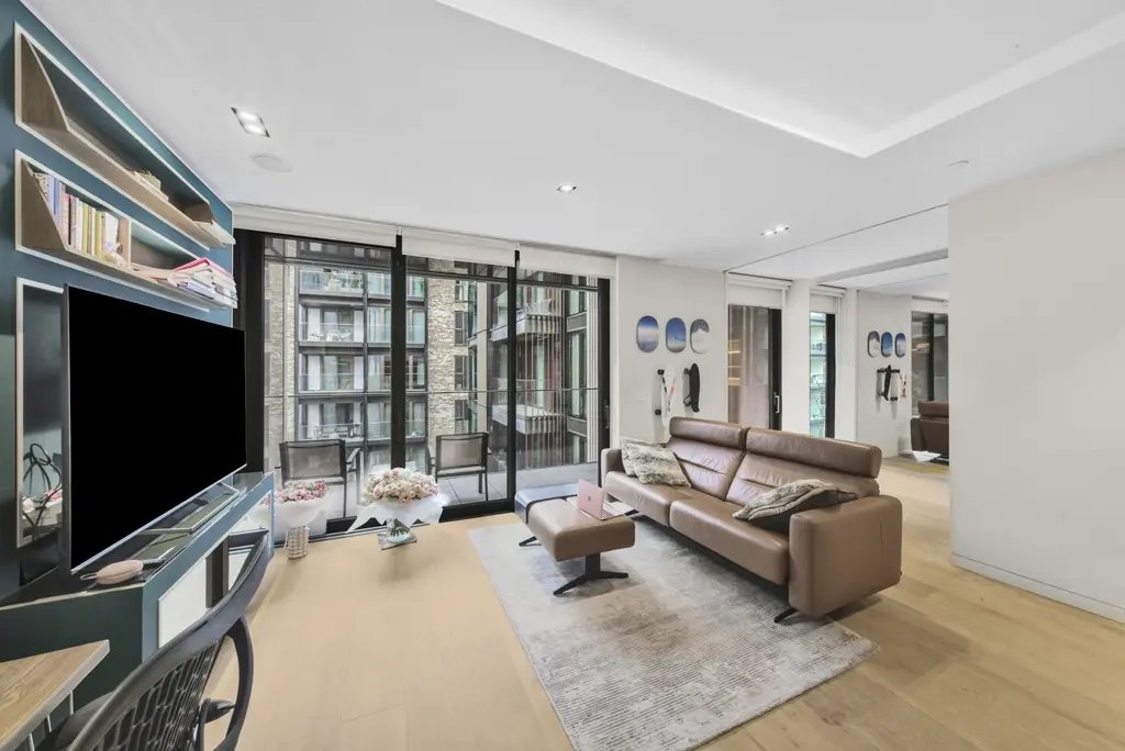 Apartment in Fitzrovia, Camden, England 3 - 16768131