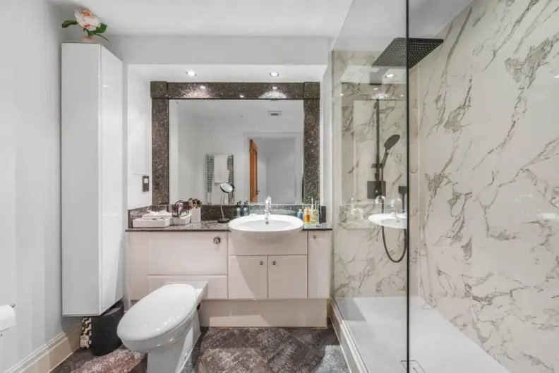 Apartment in Walham Green, Hammersmith and Fulham, England 5 - 16768045