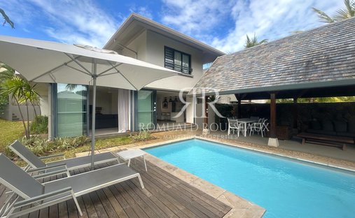 Villa in Black River, Rivière Noire District, Mauritius 1