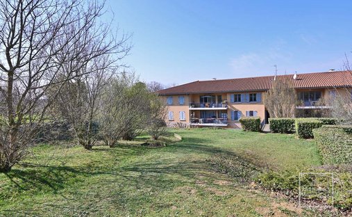 Apartment in Centre et Sud Est, Saint-Didier-au-Mont-d'Or, France 1