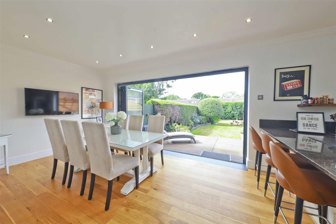 Casa a Ruislip, Inghilterra, Regno Unito 3 - 16767853