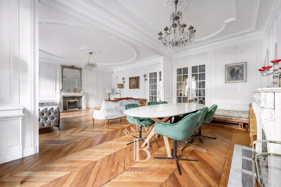Apartment in Enfants Rouges, Paris 3e Arrondissement, Paris 3 - 16766856
