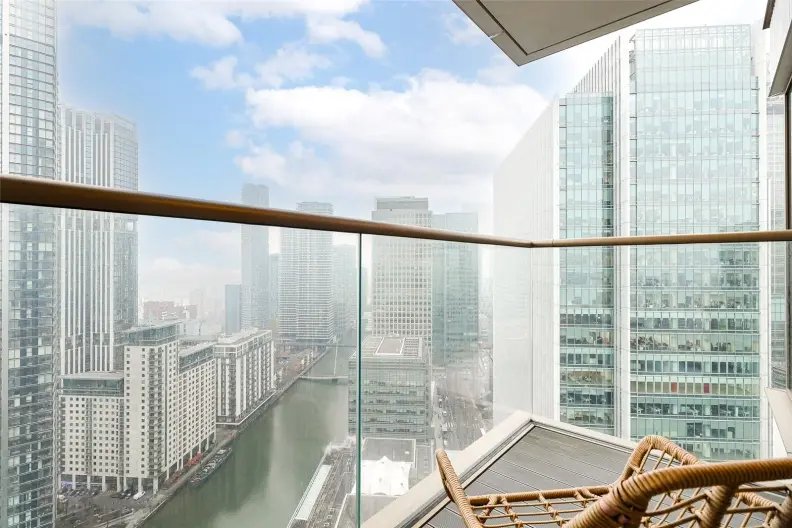 Apartment in Poplar, Tower Hamlets, England 2 - 16768048