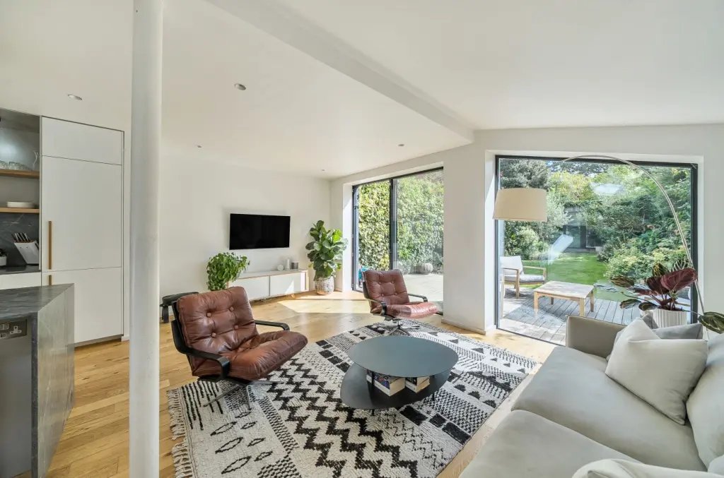 Apartment in Tufnell Park, Islington, England 2 - 16767899