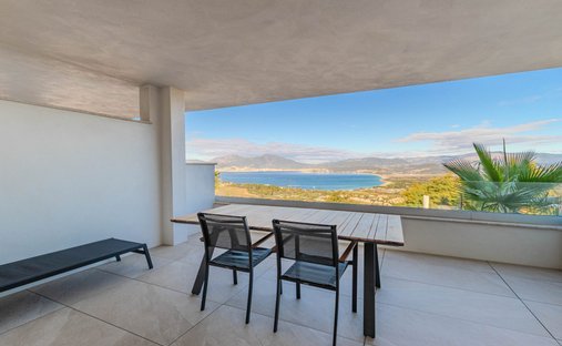 Apartment in Grosseto-Prugna, Corsica, France 1
