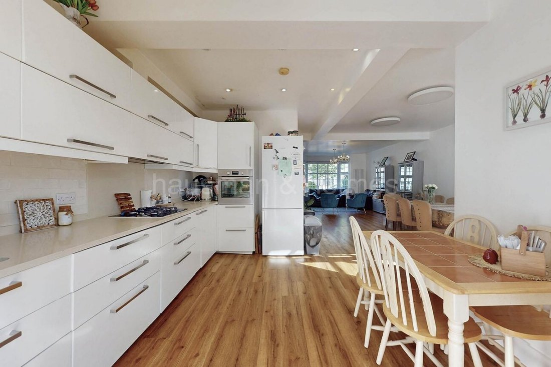 House in Golders Green, Barnet, England 5 - 16767796