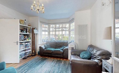 House in Golders Green, Barnet, England 1