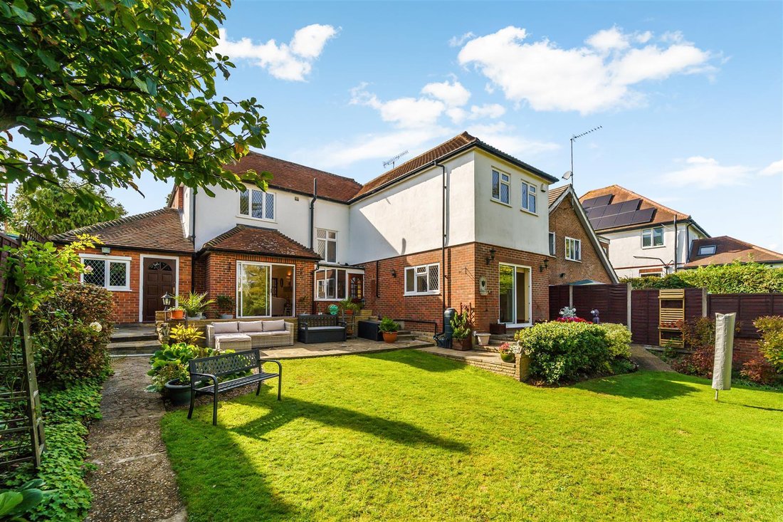 House in Epsom, England, United Kingdom 1 - 16767892