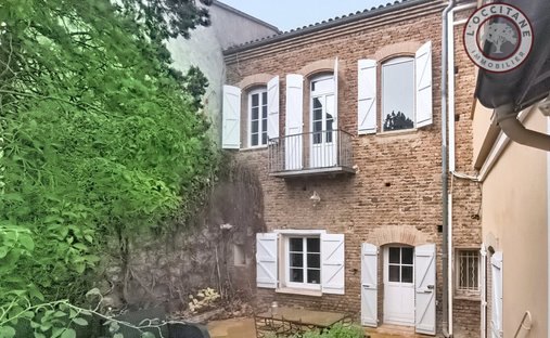 14th C. Chateau With A House