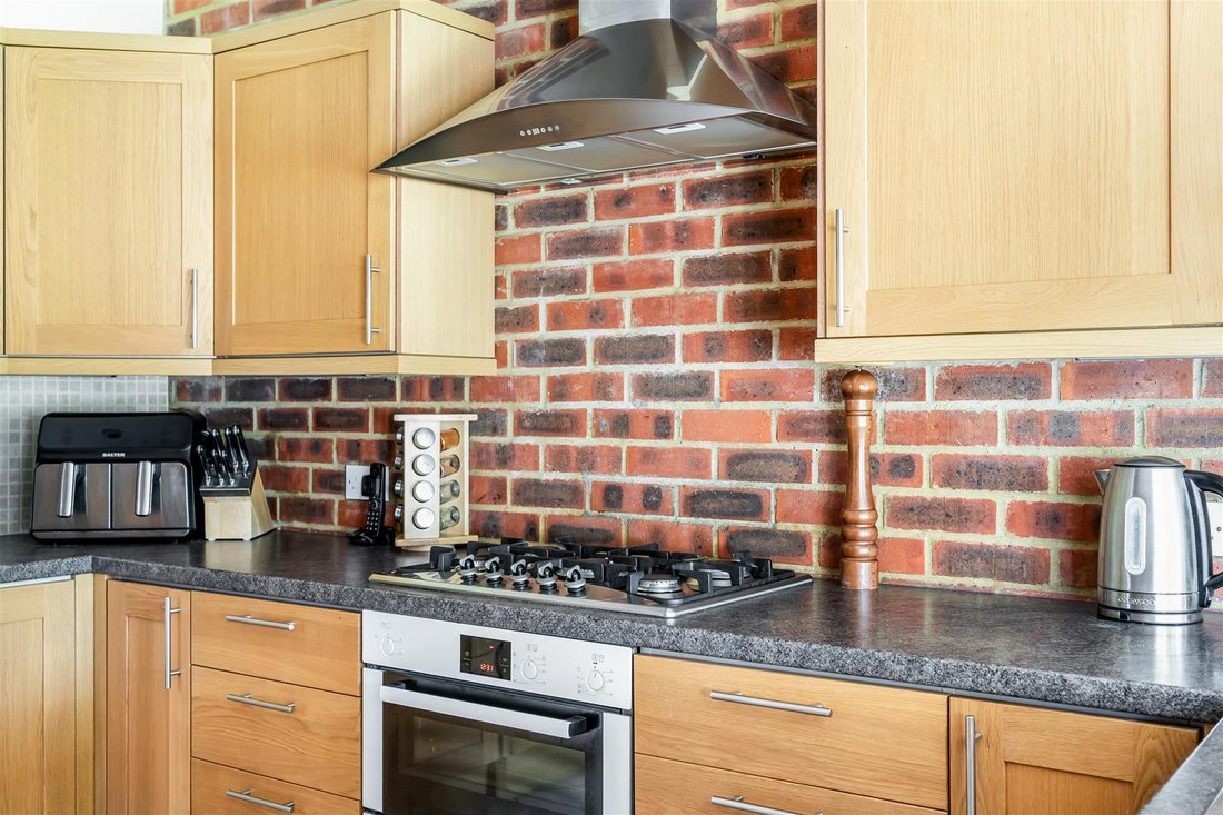 House in Epsom, England, United Kingdom 5 - 16767892