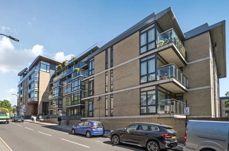 Apartment in West Hampstead, Camden, England 5 - 16768101