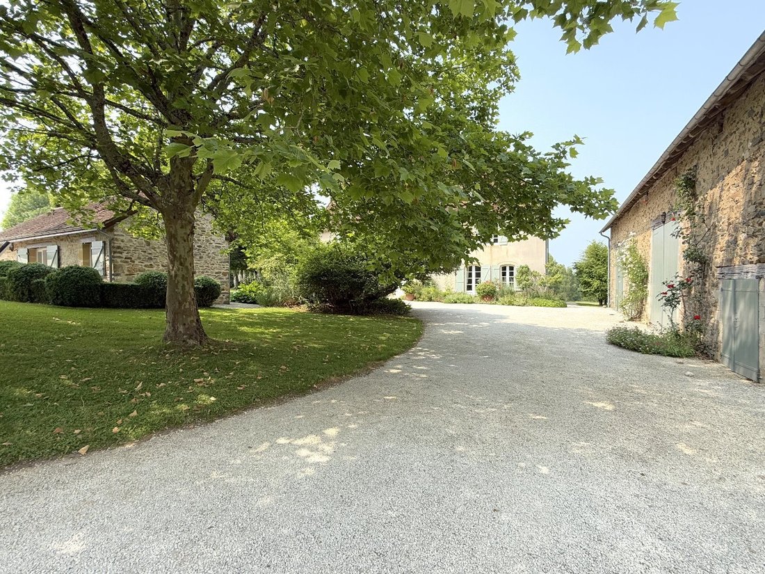 House in Sarrazac, Nouvelle-Aquitaine, France 3 - 16767182