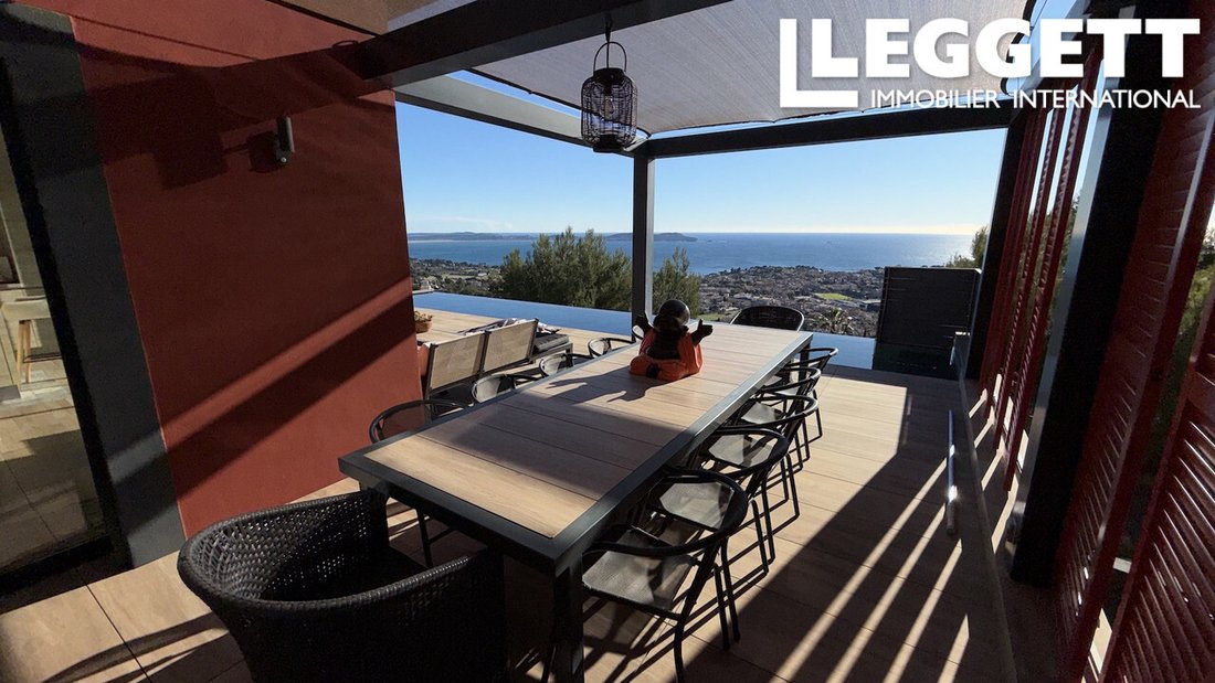House in Centre Ville, Carqueiranne, France 4 - 16768500