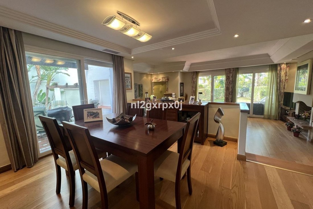 Townhouse in Cancelada, Estepona, Andalusia 5 - 16766813