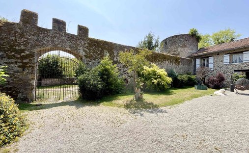 House in Ansac-sur-Vienne, Nouvelle-Aquitaine, France 1