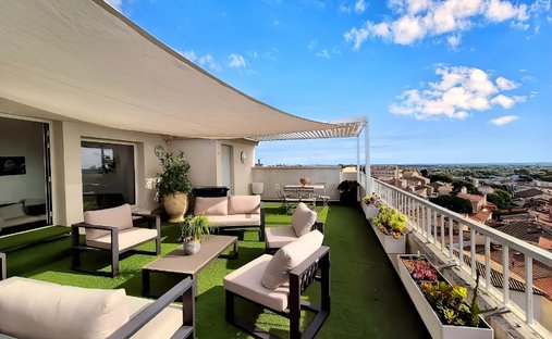 Apartment in Ancien Hôpital, Beziers, France 1