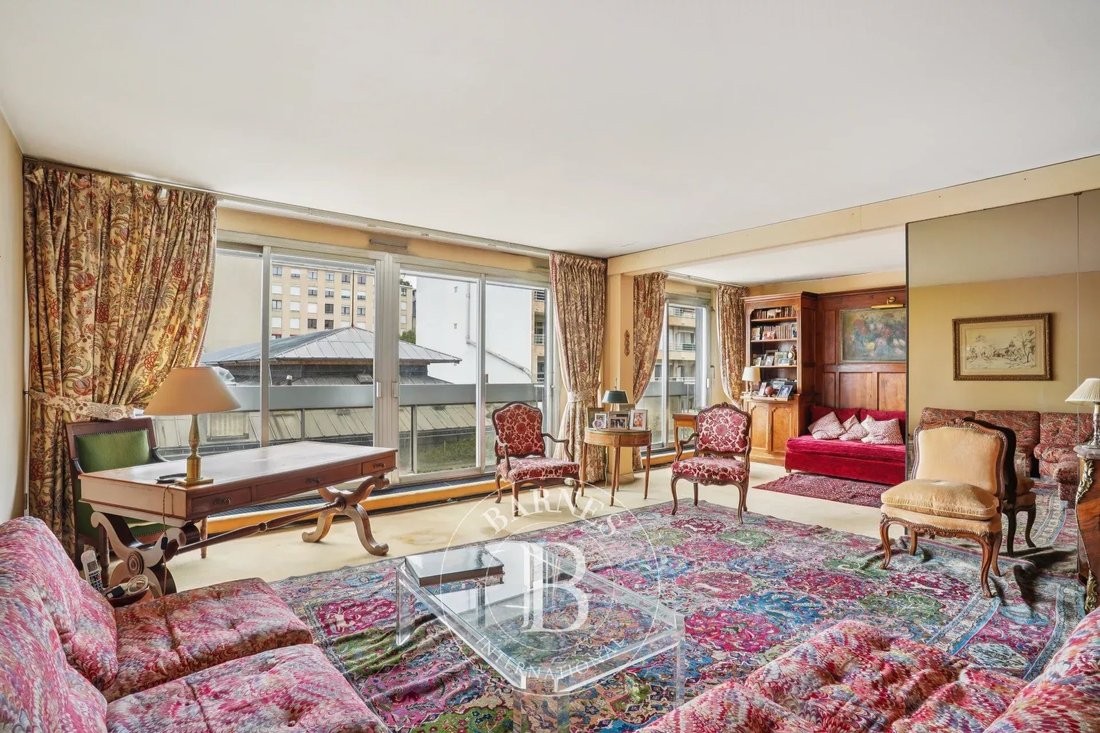 Apartment in Porte Dauphine, Paris 16e Arrondissement, Paris 3 - 16766367