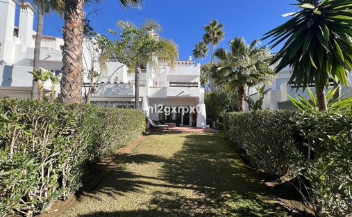 Townhouse in Cancelada, Estepona, Andalusia 1