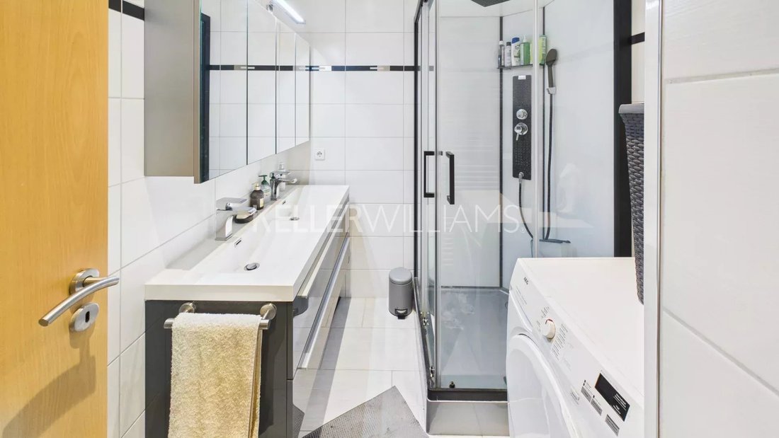 Apartment in Luxembourg, Luxembourg District, Luxembourg 4 - 16768383
