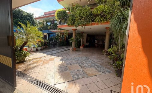 House in Galvarino Barria Pérez, Veracruz, Mexico 1