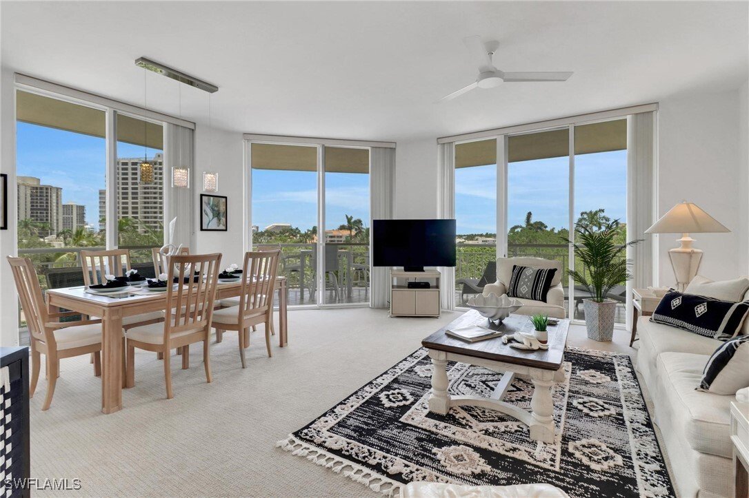 Condo in Naples, Florida, United States 3 - 16768321