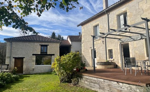Casa a Chancelade, Nuova Aquitania, Francia 1