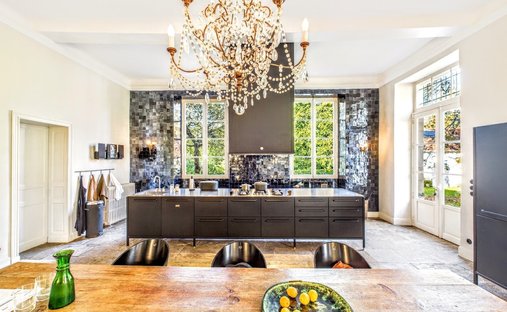 Castle for Sale in Peyrehorade, Nouvelle-Aquitaine, France