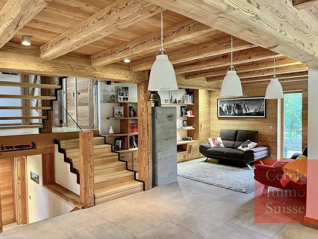 Chalet in Chamonix-Mont-Blanc, Auvergne-Rhône-Alpes, France 2 - 16766459