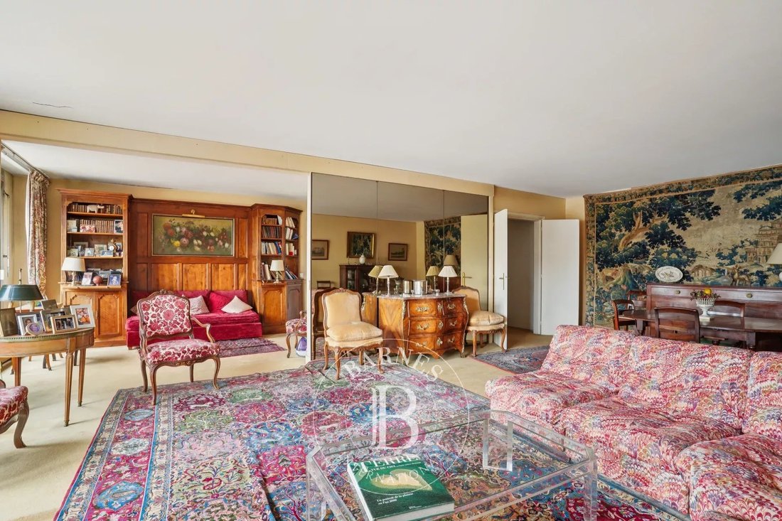 Apartment in Porte Dauphine, Paris 16e Arrondissement, Paris 4 - 16766367