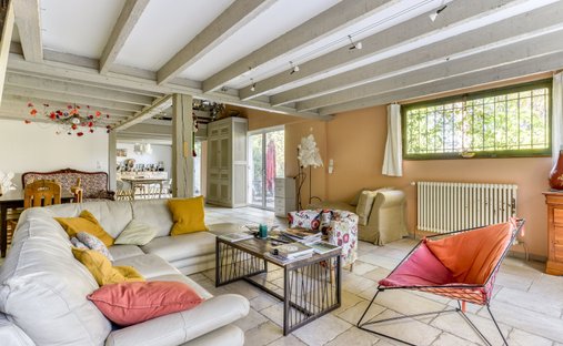 A Listed Property Overlooking The Pyrenees And The Aude Valley