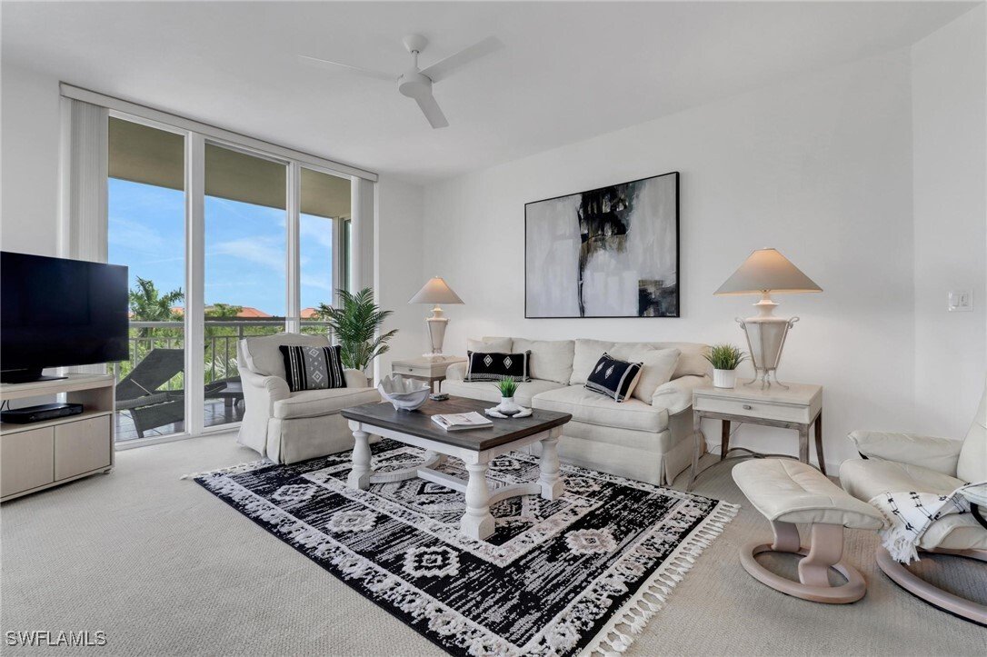 Condo in Naples, Florida, United States 4 - 16768321