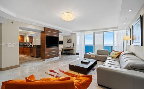 Condo in Golden Beach, Florida, United States 1