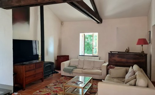 Castle for Sale in Lectoure, Occitanie, France