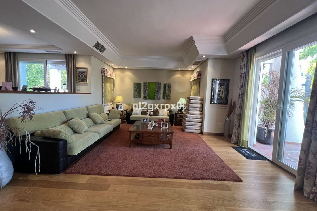 Townhouse in Cancelada, Estepona, Andalusia 4 - 16766813