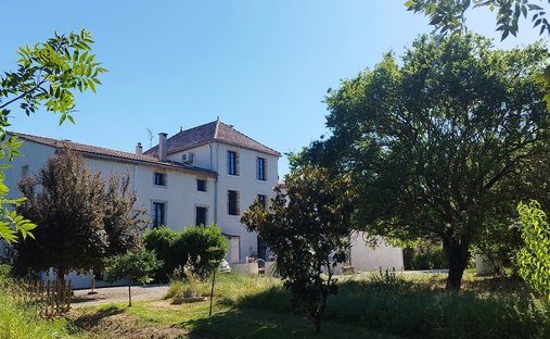 A Listed Property Overlooking The Pyrenees And The Aude Valley