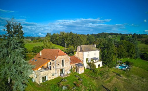 Bor-et-Bar, Occitania, France 1