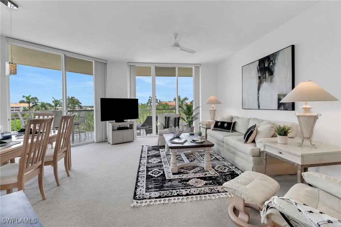 Condo in Naples, Florida, United States 2 - 16768321