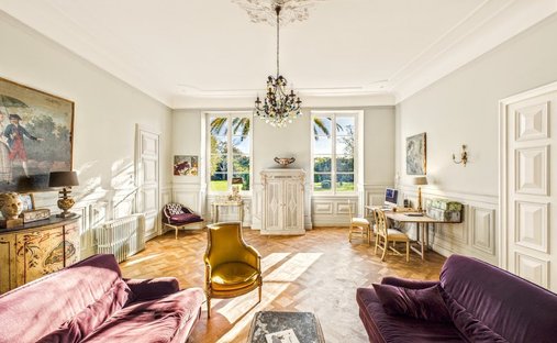 Castle for Sale in Peyrehorade, Nouvelle-Aquitaine, France