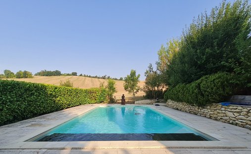 Castle for Sale in Lectoure, Occitanie, France