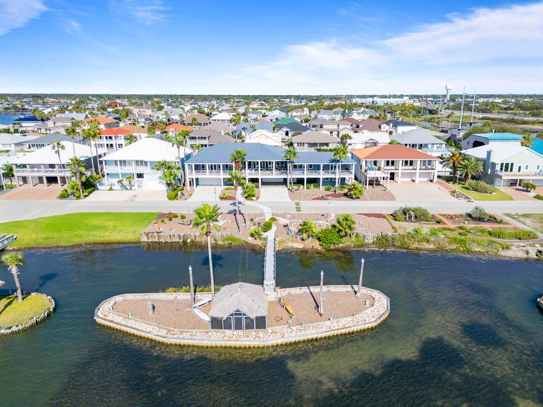 House in Aransas Pass, Texas, United States 2 - 16767704
