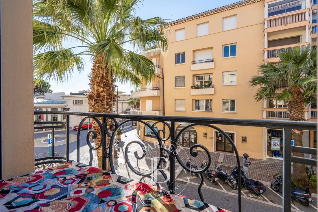 Apartment in Ville-Les Saquedes-Le Bouillonnet, Sainte-Maxime, France 1 - 16766748