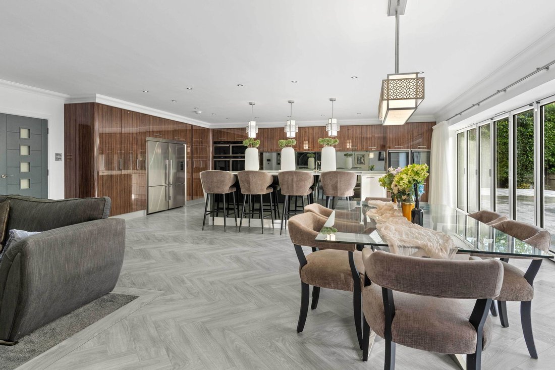 House in Billericay, England, United Kingdom 2 - 16768274