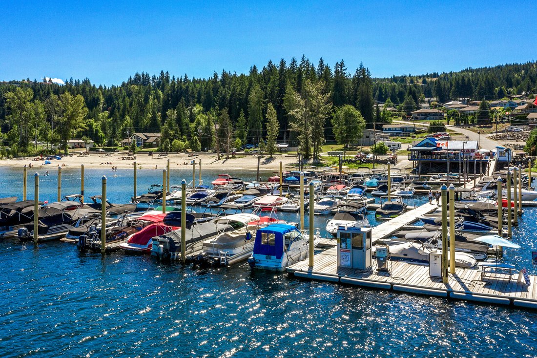 House in Blind Bay, British Columbia, Canada 1 - 16768510