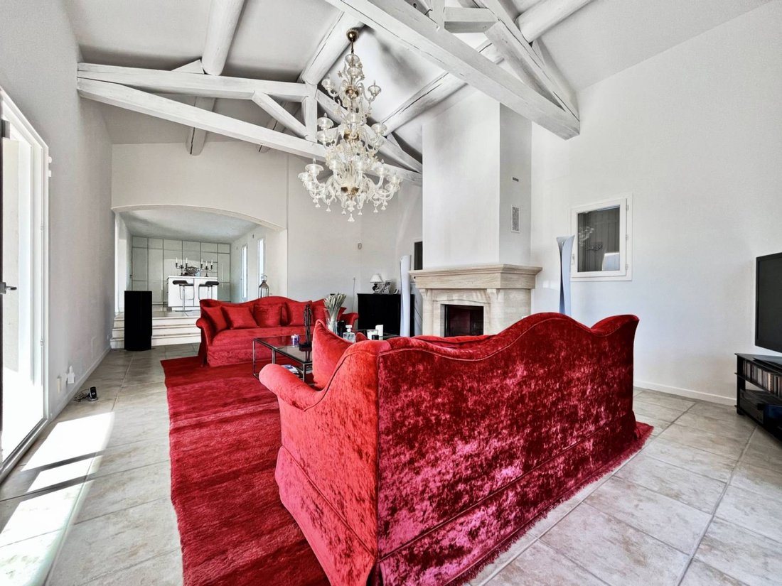 House in Lioux, Provence-Alpes-Côte d'Azur, France 3 - 16768216