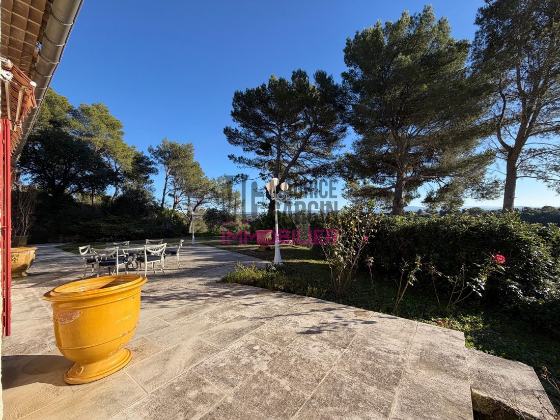 House in Beaumes-de-Venise, Provence-Alpes-Côte d'Azur, France 3 - 16769314