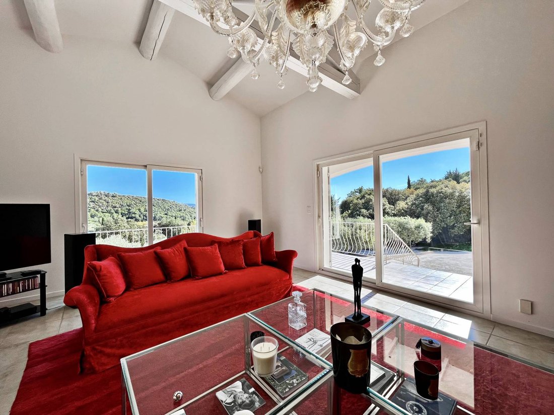 House in Lioux, Provence-Alpes-Côte d'Azur, France 4 - 16768216