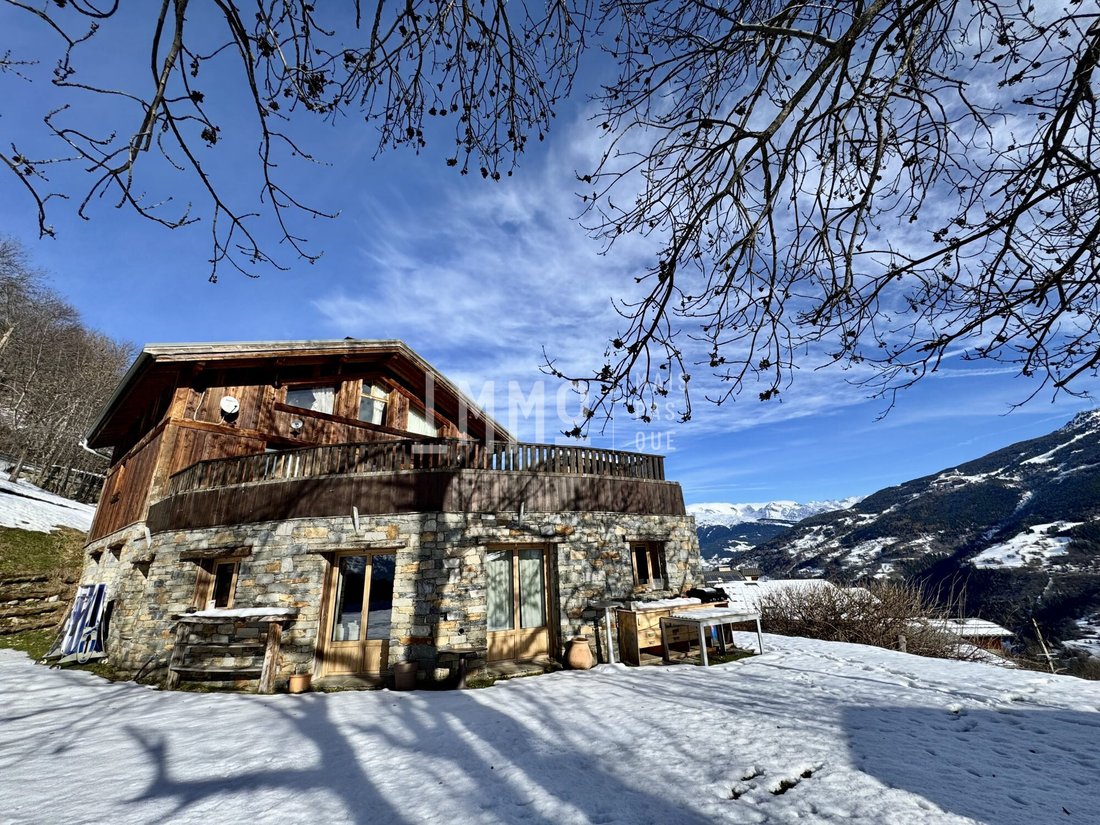 Chalet in Les Chapelles, Auvergne-Rhône-Alpes, France 2 - 16112027