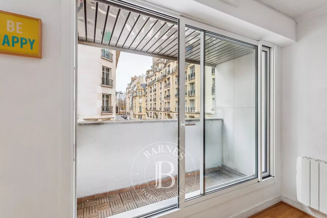 Apartment in Gros Caillou, Paris 7e Arrondissement, Paris 5 - 16766380