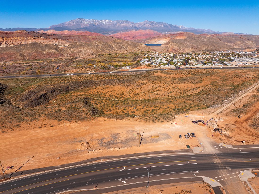 Land in Hurricane, Utah, United States 4 - 16736748